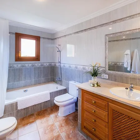 Casa Hermosa Holiday home *